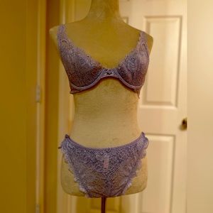 Victoria Secret bra size 36B and  4 panties size large, all new